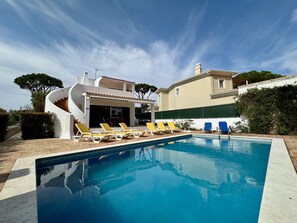 Pool - VILAMOURA OCEAN VILLA WITH POOL by HOMING (Vilamoura)