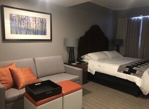 1 quarto, cofres nos quartos, ferros/tábuas de passar roupa, Wi-Fi