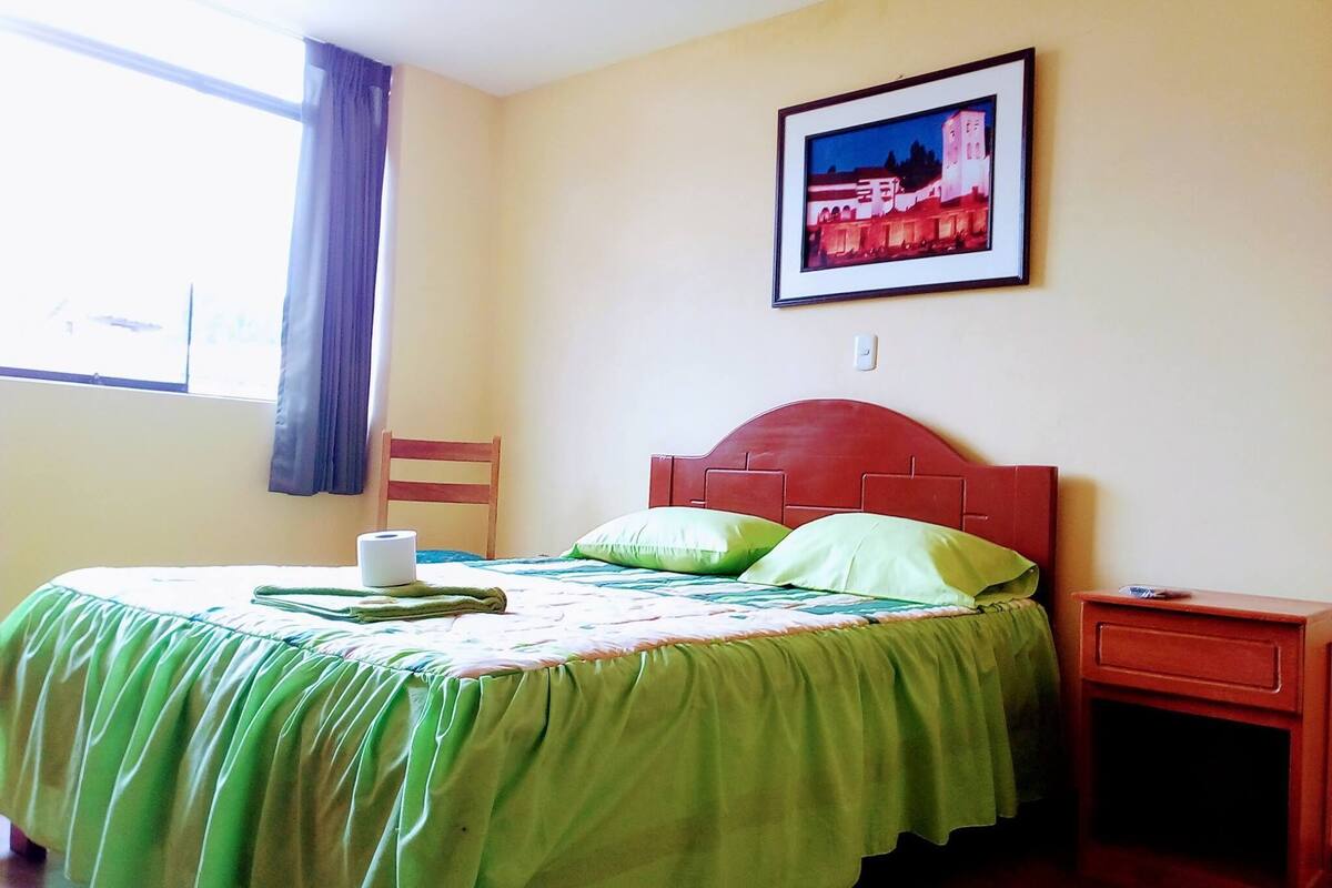 Free WiFi, bed sheets