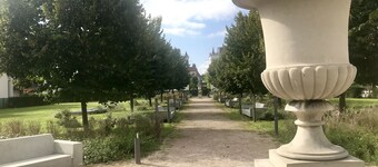 Apartment in residence quiet area near the center fully equipped.