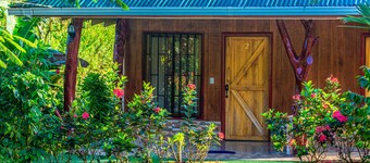 Rio Celeste Springs Blue Lodge