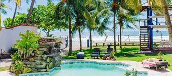 Casa entera frente a la playa