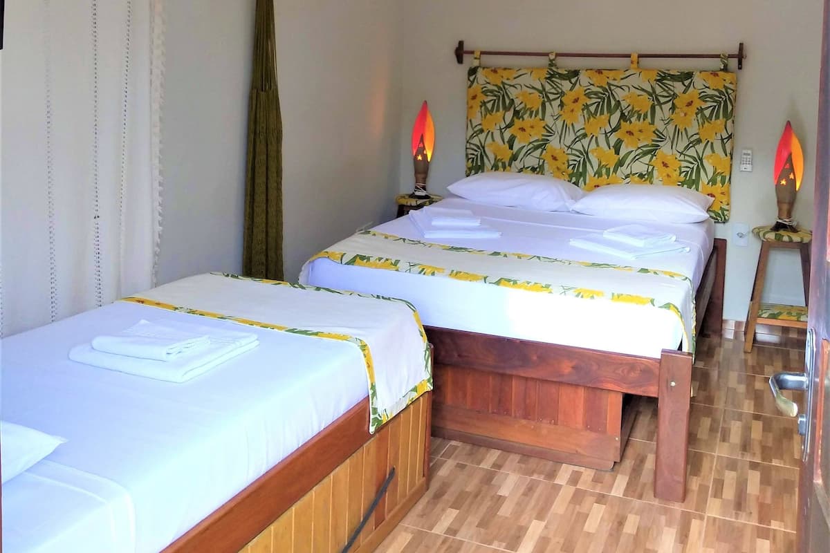 Quarto quádruplo standard | Wi-Fi de cortesia