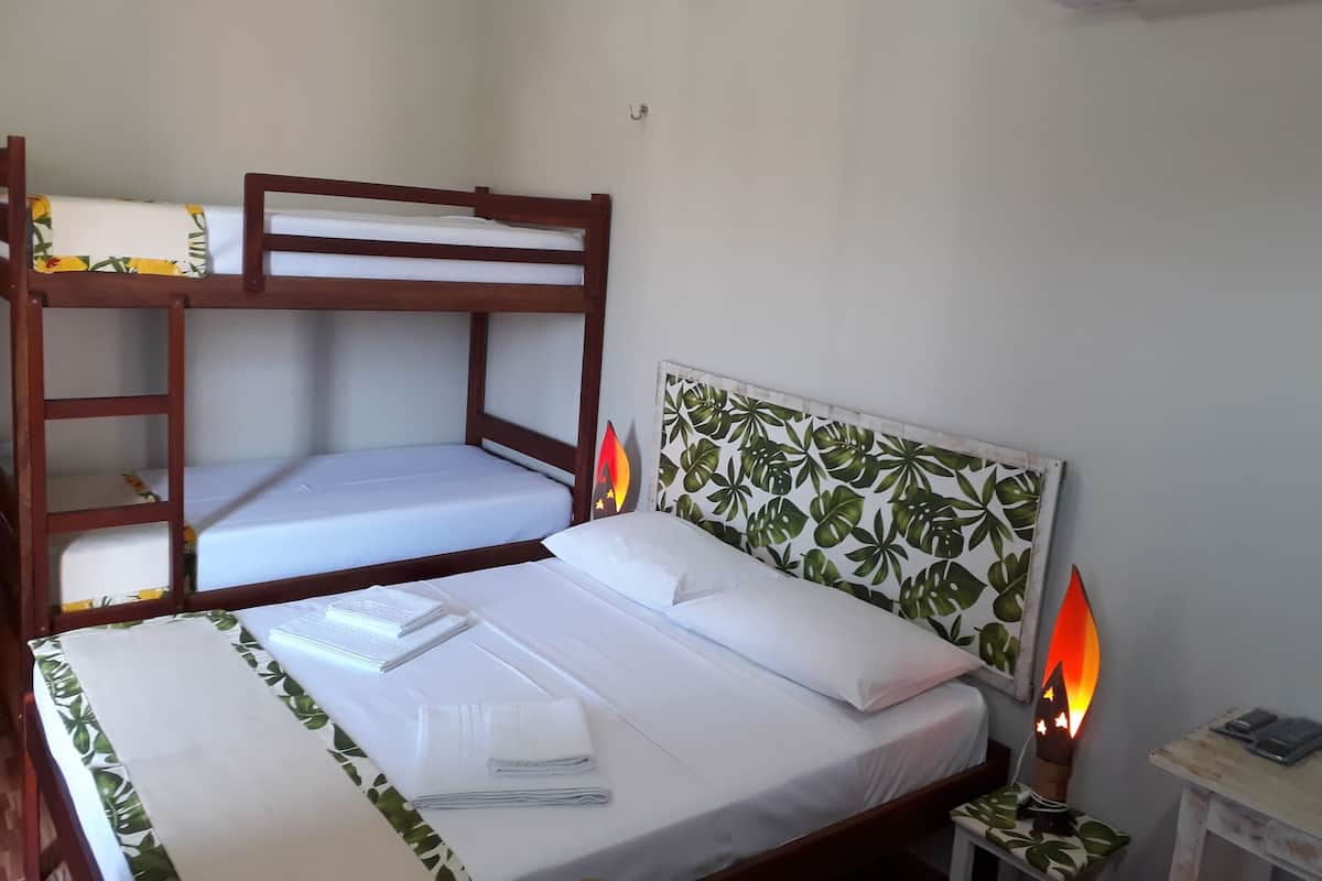 Quarto família | Wi-Fi de cortesia