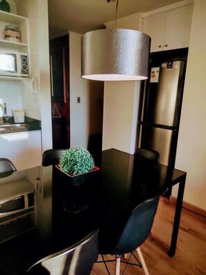 Fridge, microwave, oven, coffee/tea maker