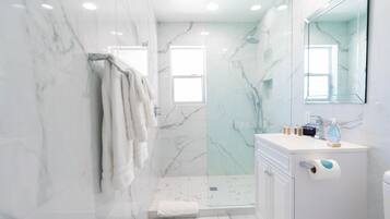 Shower, free toiletries, hair dryer, towels