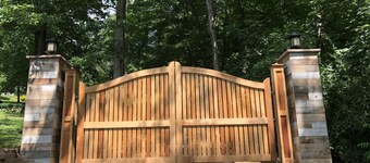 Stone Leaf Farm Private Nature Retreat with Pool, Waterfalls, Orchards & Gardens