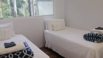 2 bedrooms, iron/ironing board, travel cot, bed sheets