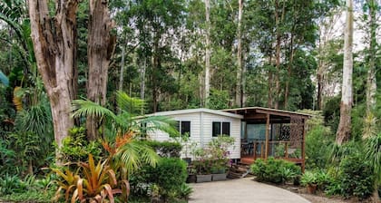 Lucas Parklands - The Studio, privacy on 26 acres, direct access to Great Walk