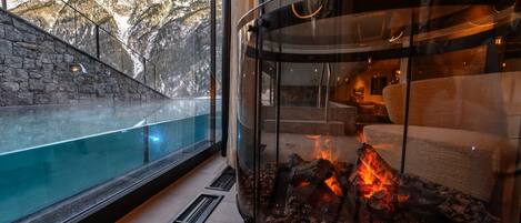 المنطقة المحيطة بالمنشأة