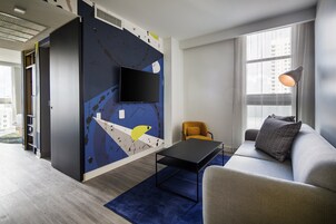 Literie de qualité supérieure, coffres-forts dans les chambres, bureau