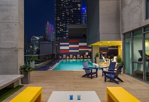 Outdoor pool - Hotel Indigo Miami Brickell by IHG (Miami)