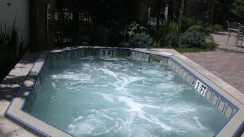 公寓客房, 2 間臥室 | 游泳池 | 室外游泳池和溫水游泳池