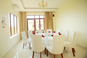 Restaurant - C Resort (Ky Anh District)