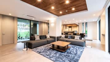 Luxury Suite | 4 bedrooms, bed sheets
