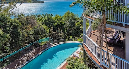 Casuarina Cove 12, Stunning Sea View Apartment on Hamilton Island