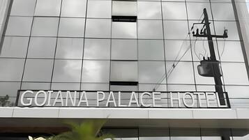 Fachada da propriedade