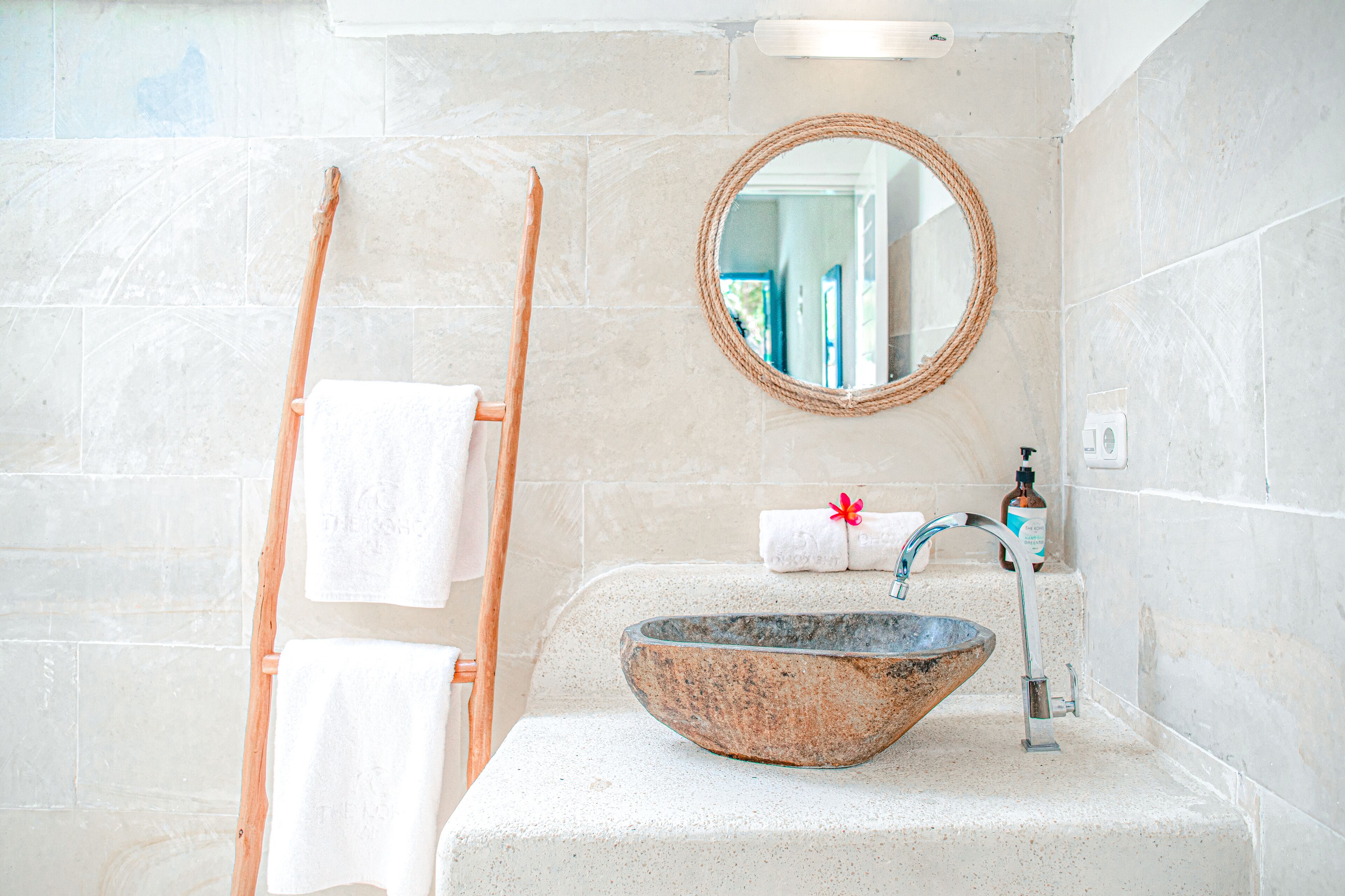 Photo - The Koho Air Hotel