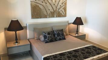 2 chambres, fer et planche Ă  repasser, Wi-Fi, draps fournis