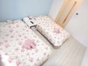 1 室のベッドルーム、WiFi、ベッドシーツ