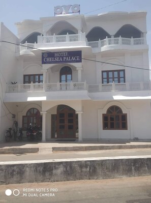 Voorkant van accommodatie