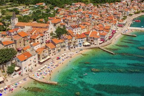 Property grounds - Hotel Dobrovit (Baska)