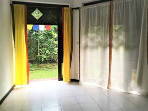 Pintu masuk interior