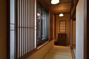 Japanese Style Room, NISHIKIGI, Shared Bathroom