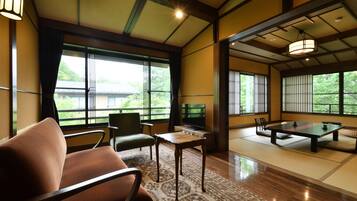 In-room safe, free WiFi