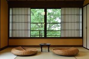 客房, 共用浴室 (Japanese Western Style, KAJIKA) | 房內夾萬、免費 Wi-Fi