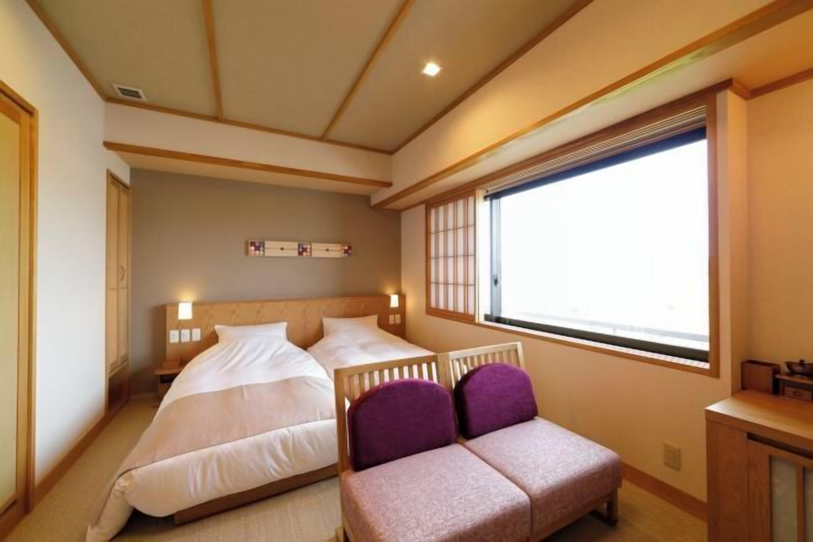 Coffres-forts dans les chambres, Wi-Fi gratuit, draps fournis