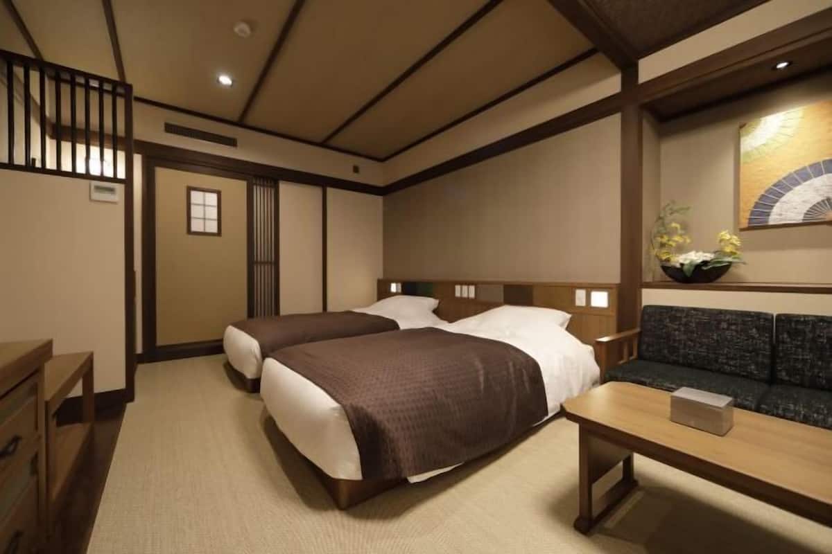 Coffres-forts dans les chambres, Wi-Fi gratuit, draps fournis