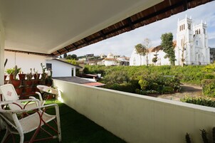 Habitación Deluxe, 1 cama doble, balcón | Balcón