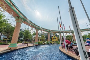 Pool - [EXCLUSIVE FAMILY SUITES] SUNWAY PYRAMID RESORT SUITES 4 PAX (Bandar Sunway)