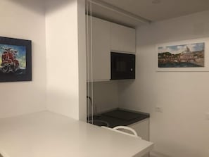 City Apartment, 1 King Bed with Sofa bed (3 Bedrooms) | 3 bedrooms, free WiFi