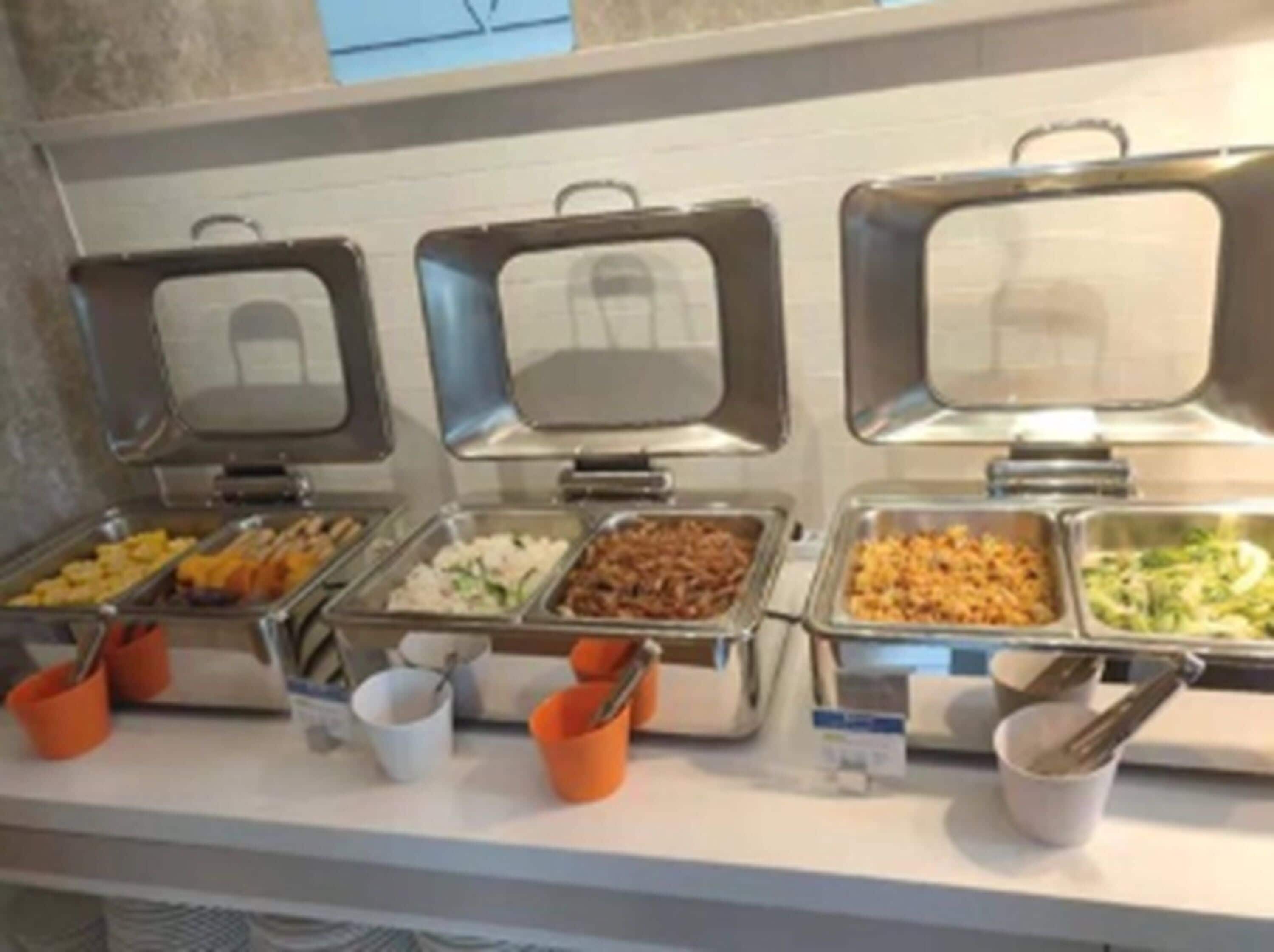 Daily buffet breakfast for a fee