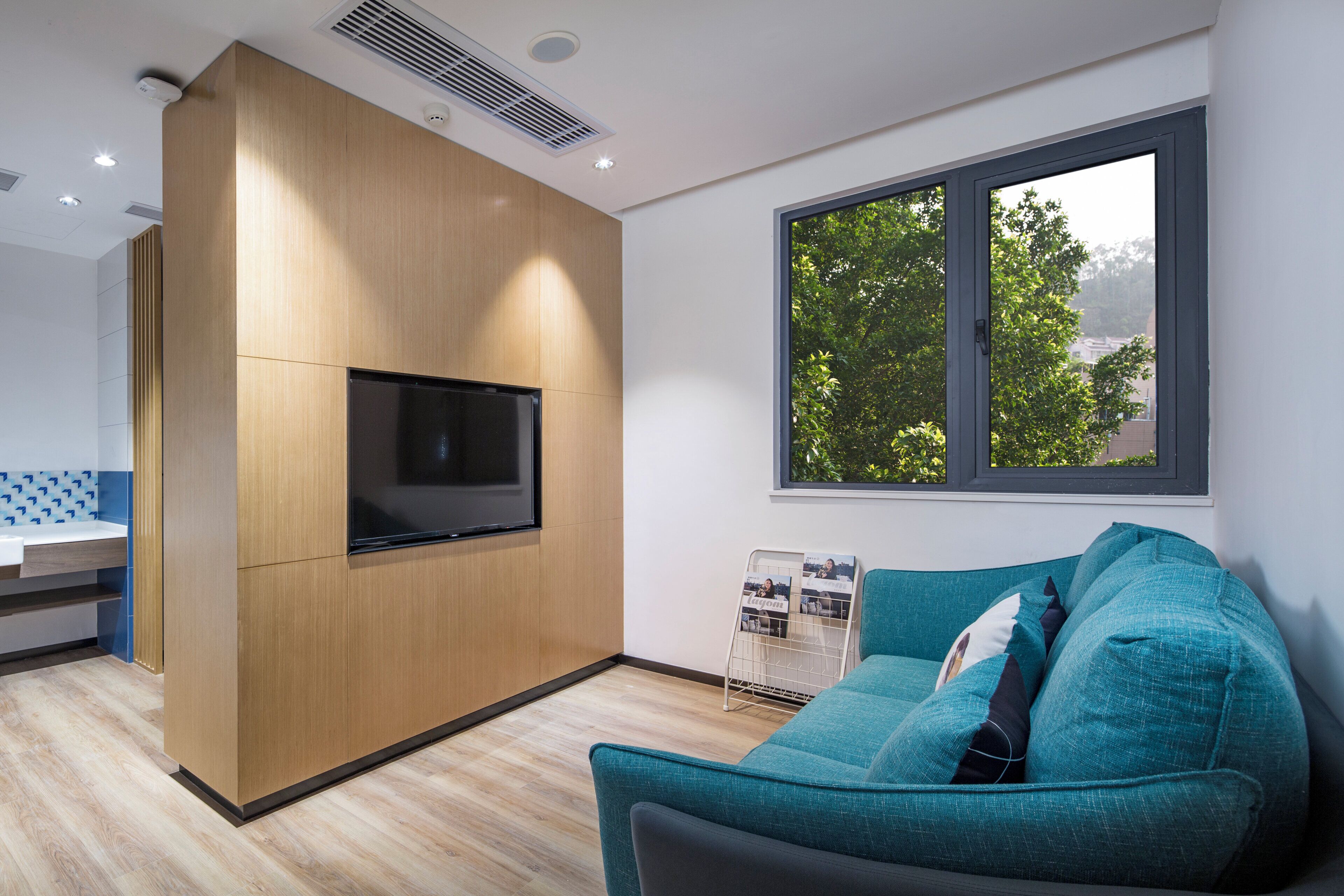 Photo - Holiday Inn Express Shanghai Kangqiao by IHG
