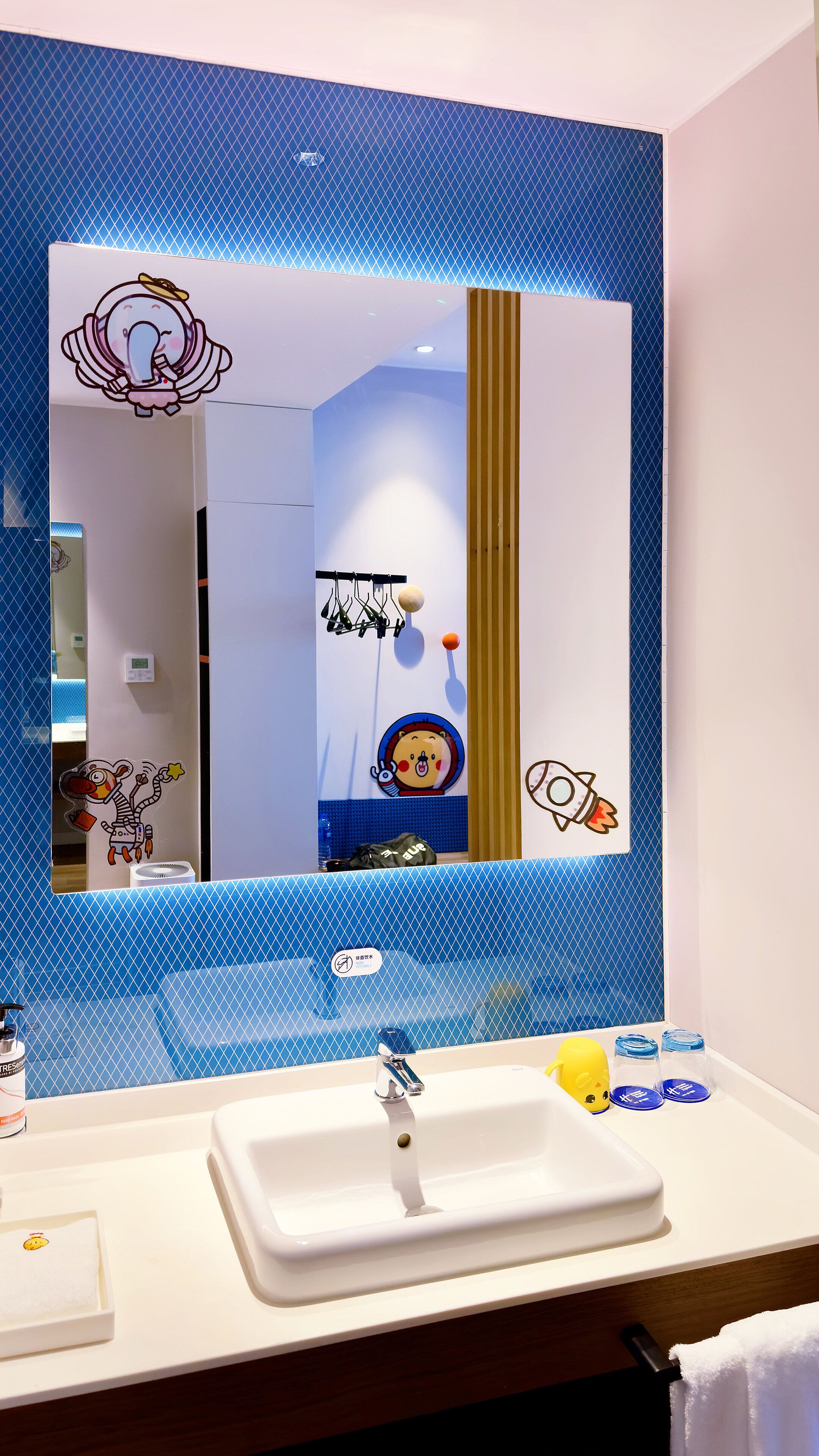 Foto - Holiday Inn Express Shanghai Kangqiao by IHG
