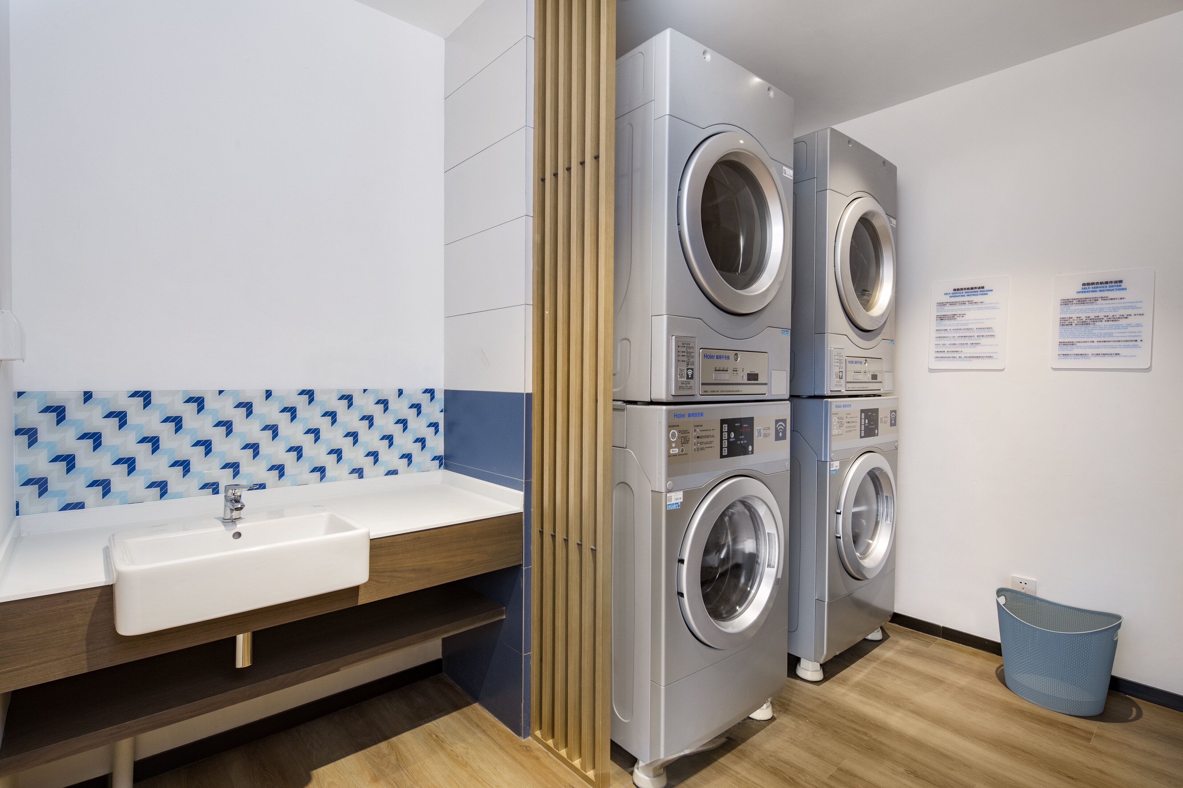 Photo - Holiday Inn Express Shanghai Kangqiao by IHG