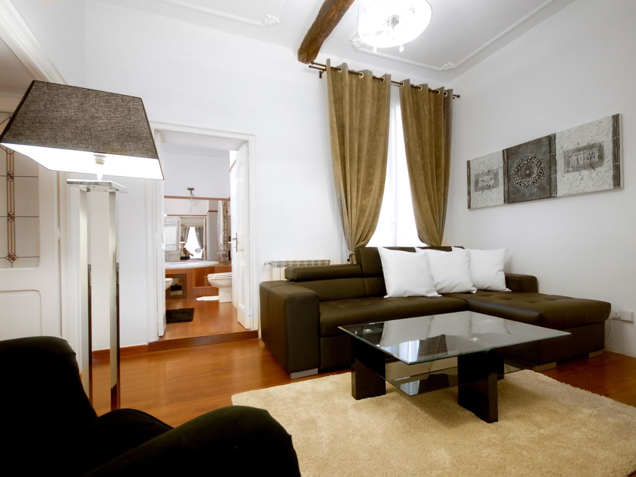 Appartement (3 Bedrooms) | Salle de séjour