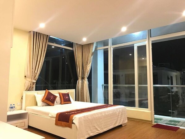 7 chambres, fer et planche à repasser, Wi-Fi