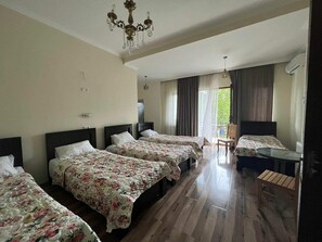 Family Room, Balcony