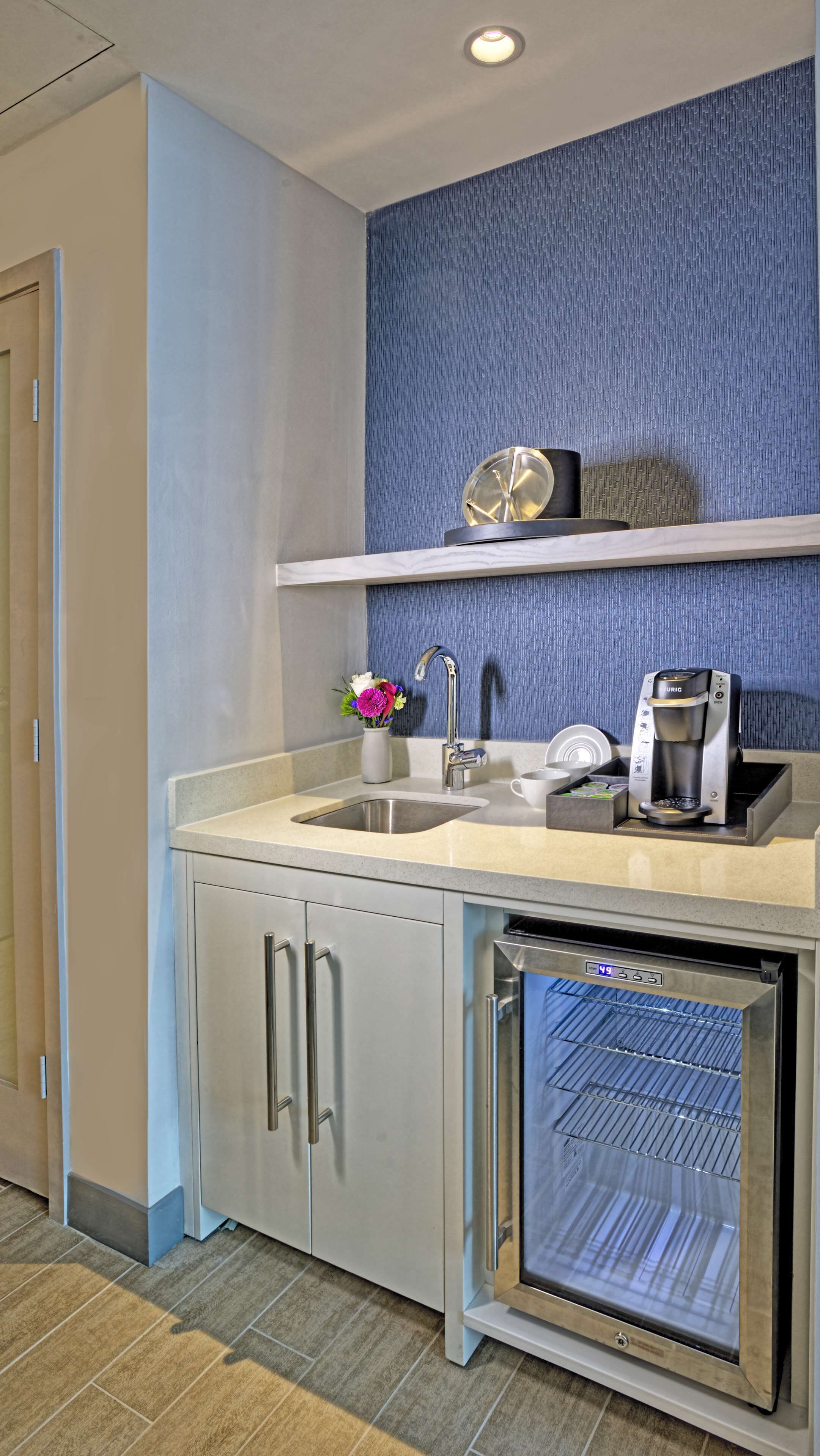 1 bedroom, hypo-allergenic bedding, in-room safe, desk