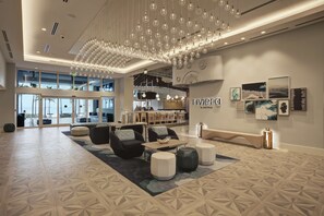 Lobby - Hotel Maren Fort Lauderdale Beach, Curio Collection by Hilton (Fort Lauderdale)