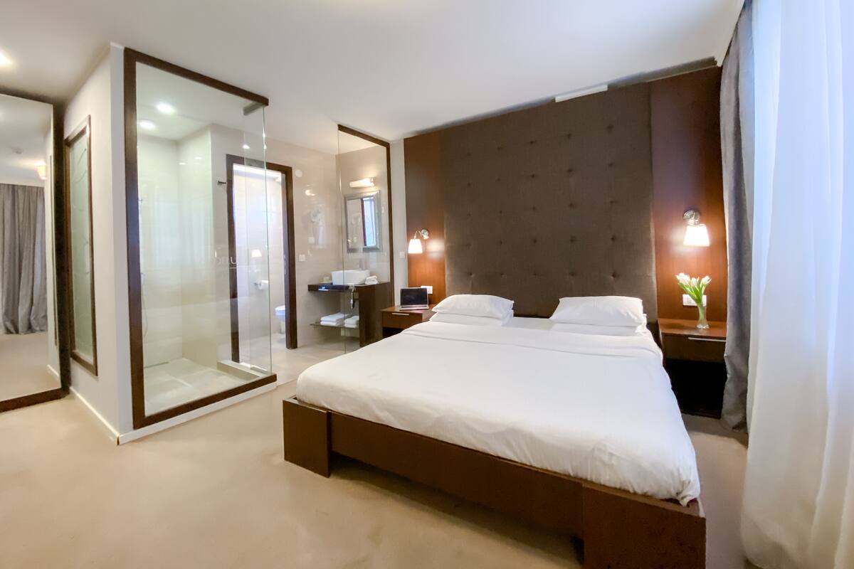 1 間睡房、高級寢具、遮光窗簾/窗簾、隔音