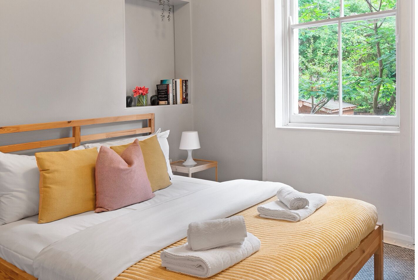 1 habitación, tabla de planchar con plancha, wifi y ropa de cama 
