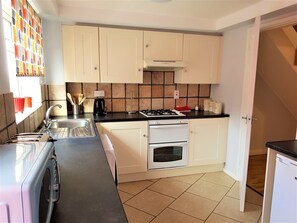 Standard House | Private kitchenette
