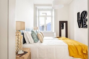 2 soverom, strykejern/-brett, wi-fi og sengetøy