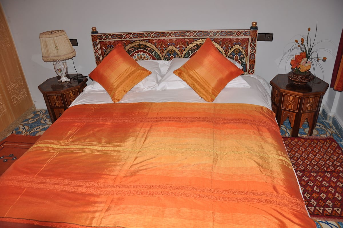 Chambre Standard (El Kasbah) | DĂ©cor unique, ameublement unique, bureau, rideaux dâobscurcissement