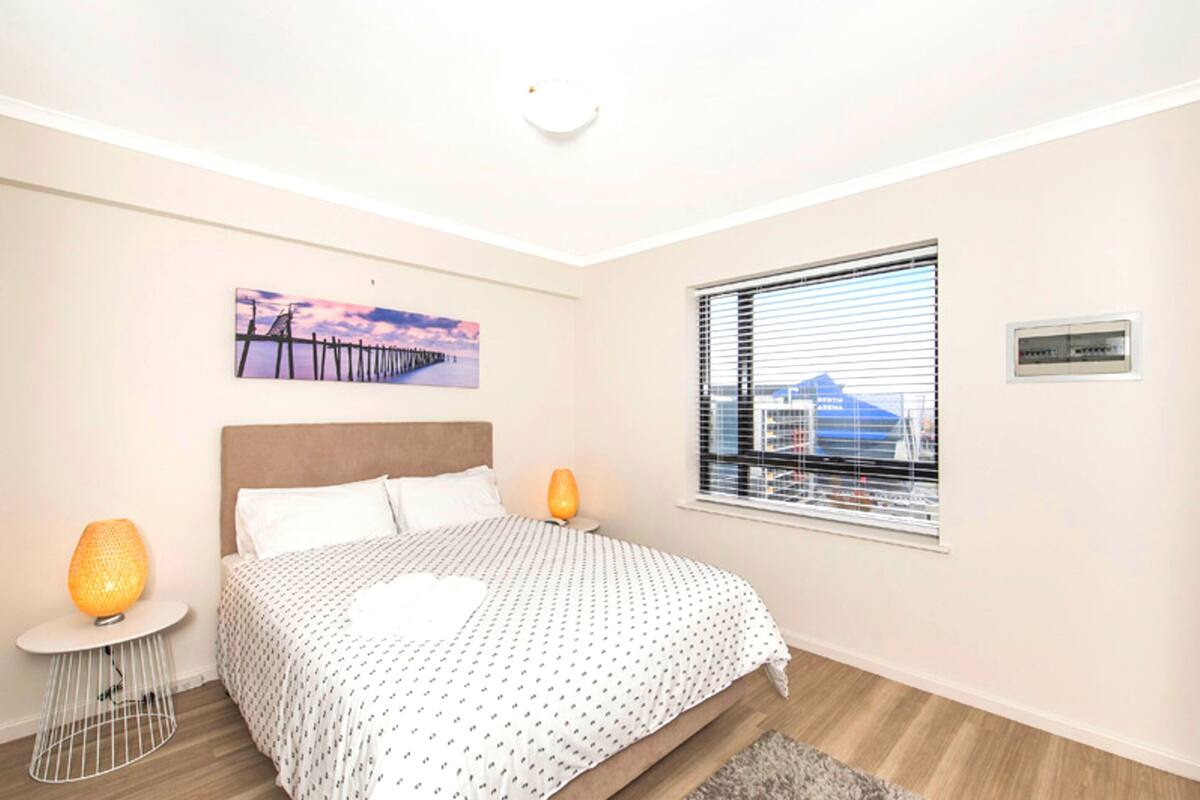 Apartment, 1 Bedroom | 1 bedroom, laptop workspace, iron/ironing board, cribs (surcharge)